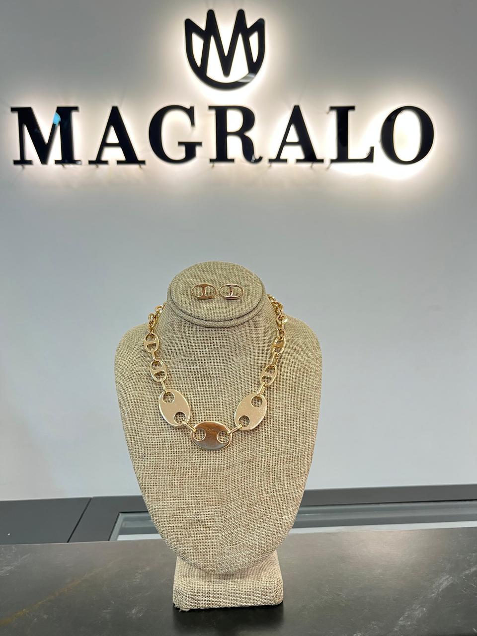 Collar estilo gucci