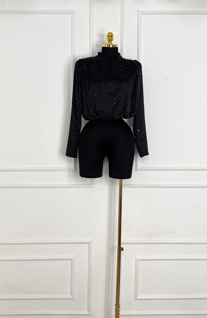 Blusa negra